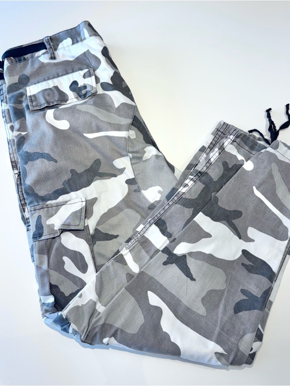 🛍️4 for 20$ / Military Army Camo Cargo Pants / Grey & White / 34